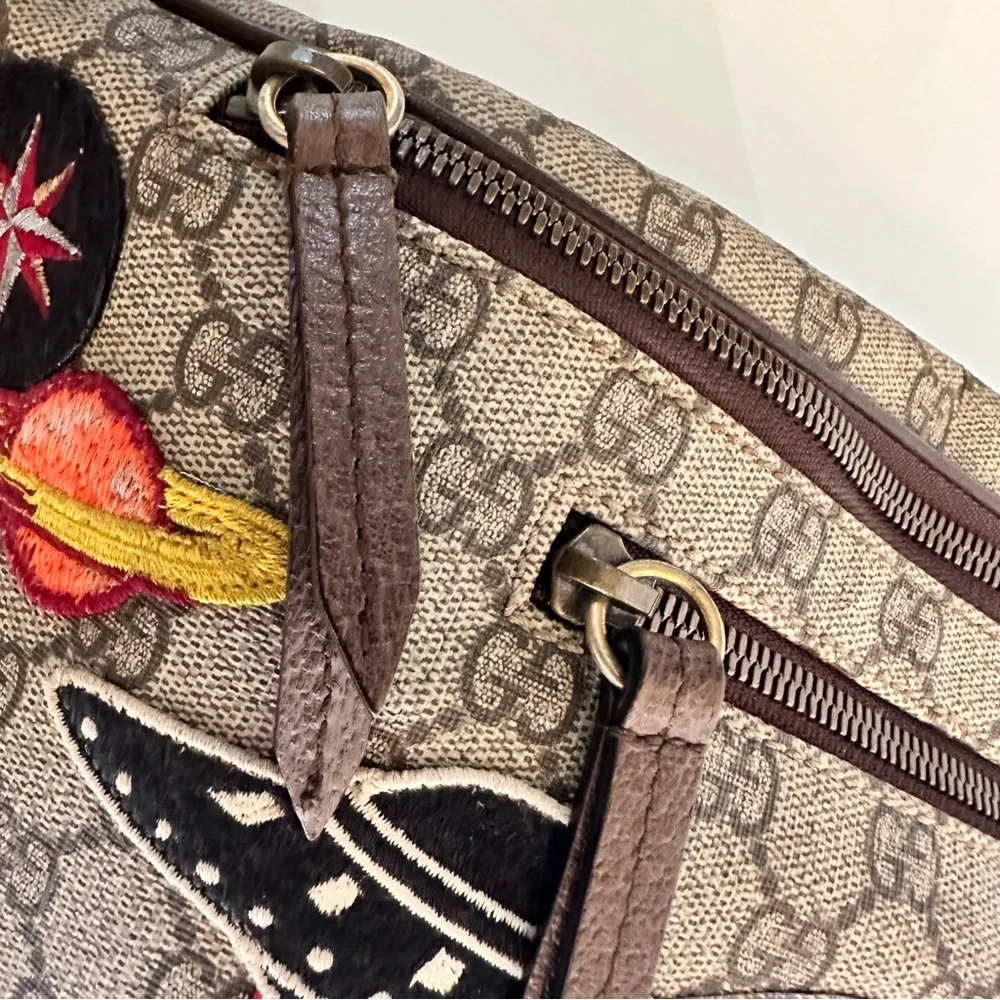 Gucci GG Supreme Canvas Night Courier Waist Bag